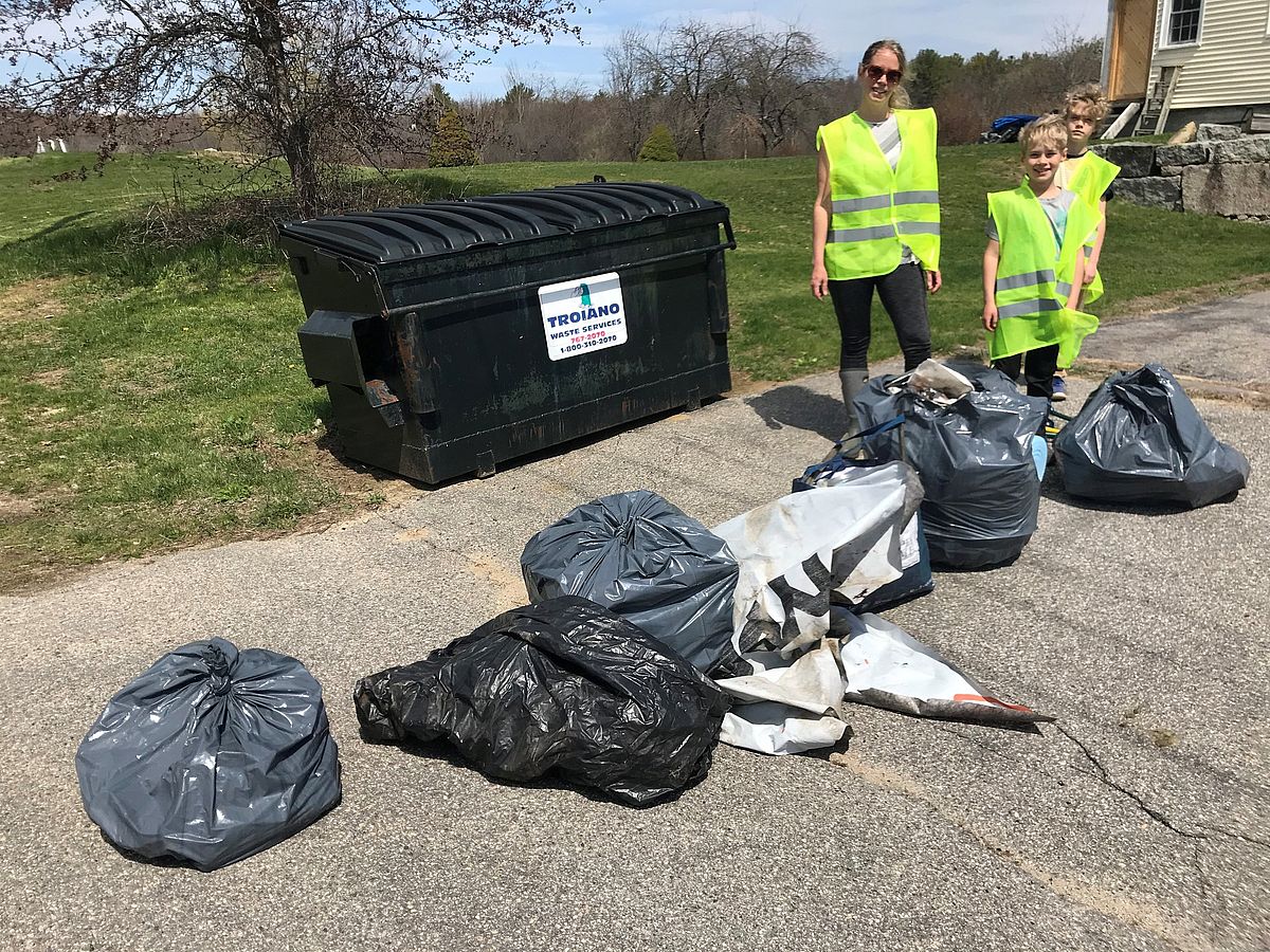 THREE TOWNS, ONE EARTH ROADSIDE CLEANUP   The second annual Three Towns, One Earth Roadside Cleanup will take place the weekend of April 23-24, following Earth Day 2022. Everyone is welcome to join the effort to clean up trash and litter in their neighborhoods and public areas. This is a cooperative initiative led by the Kennebunkport Conservation Trust, The Arundel Conservation Trust, and the Kennebunk Land Trust…  [Read More]