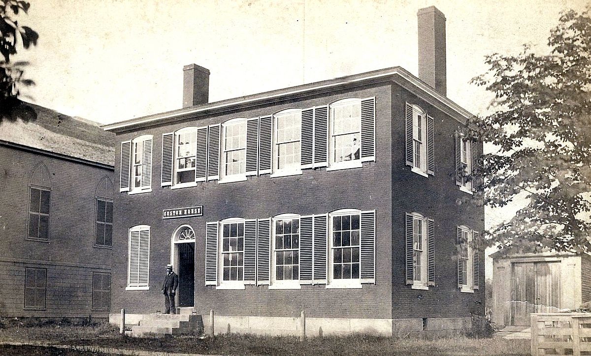 The Kennebunk Port Custom House