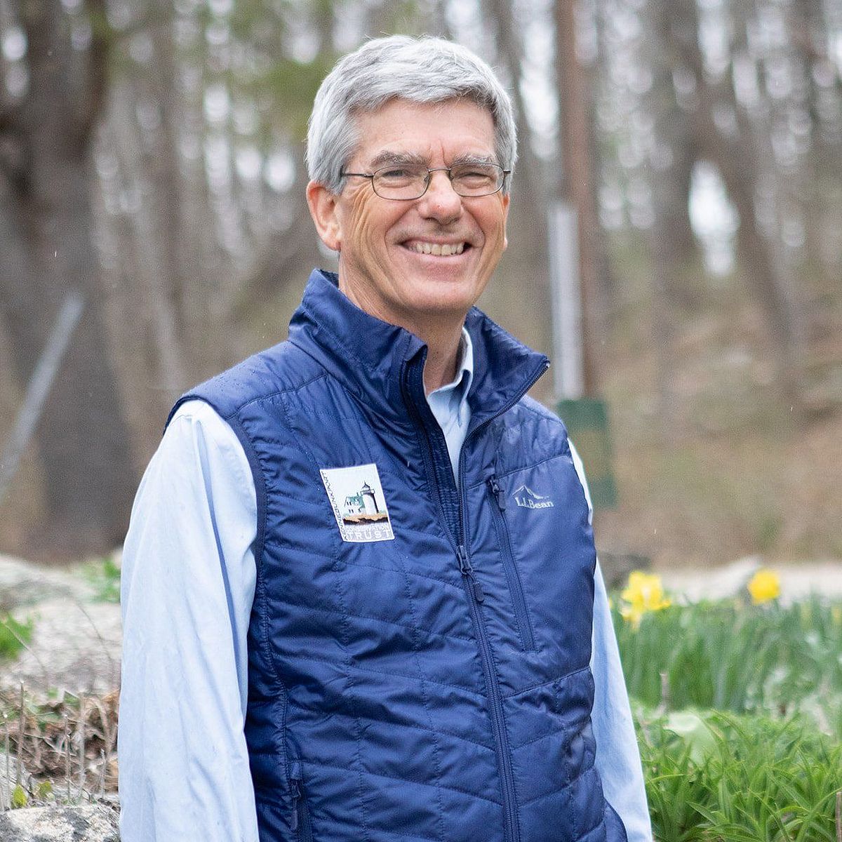 Tom Putnam Tom grew up in Kennebunk and graduated from Kennebunk High School. After a career as an educator and director of two history museums (the John F. Kennedy Presidential Library and the Concord Museum) he retired in 2022 and moved back home. He’s been involved with the Trust for many years and joined the board in 2023. He and his wife, Phyllis Wentworth, a native of Kennebunkport, live in Cape Porpoise. Their favorite properties are Emmons Preserve and the islands off Cape Porpoise which they explore via their kayaks.