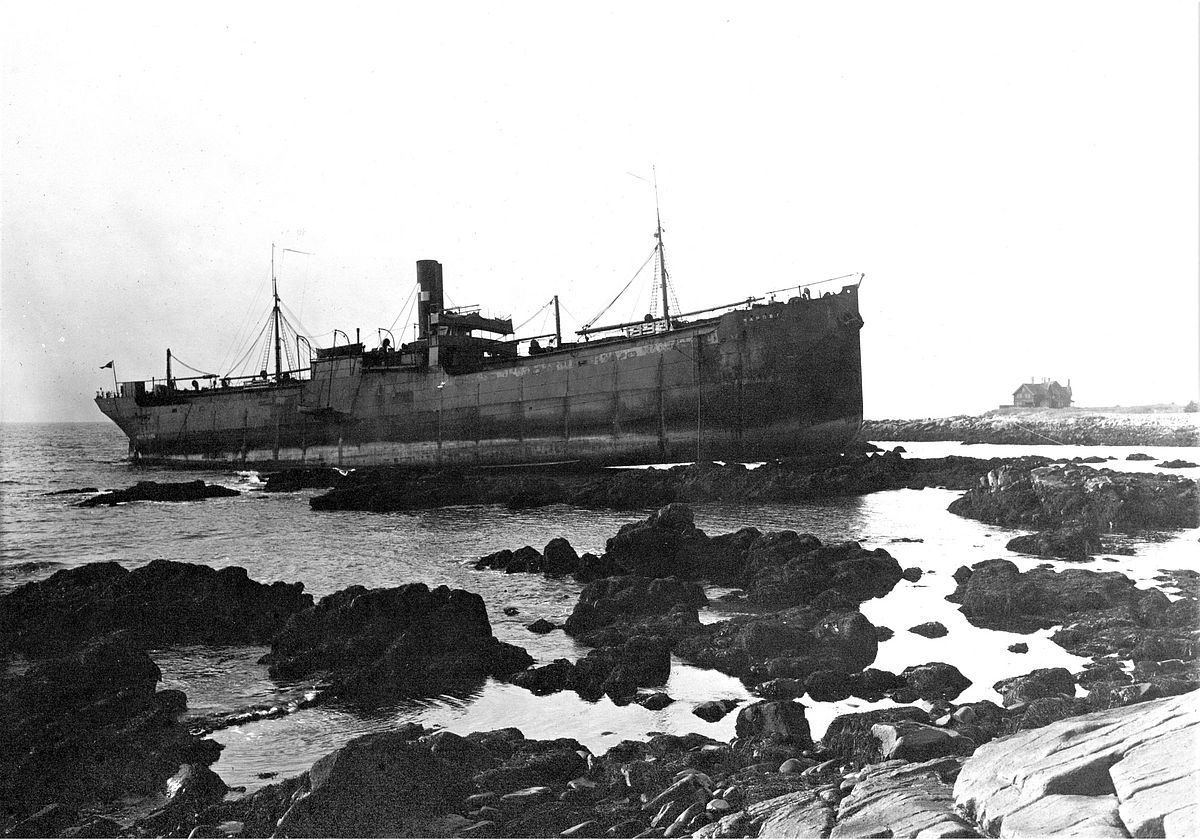 The Wandby on the Rocks by Walker’s Point, March 9, 1921.