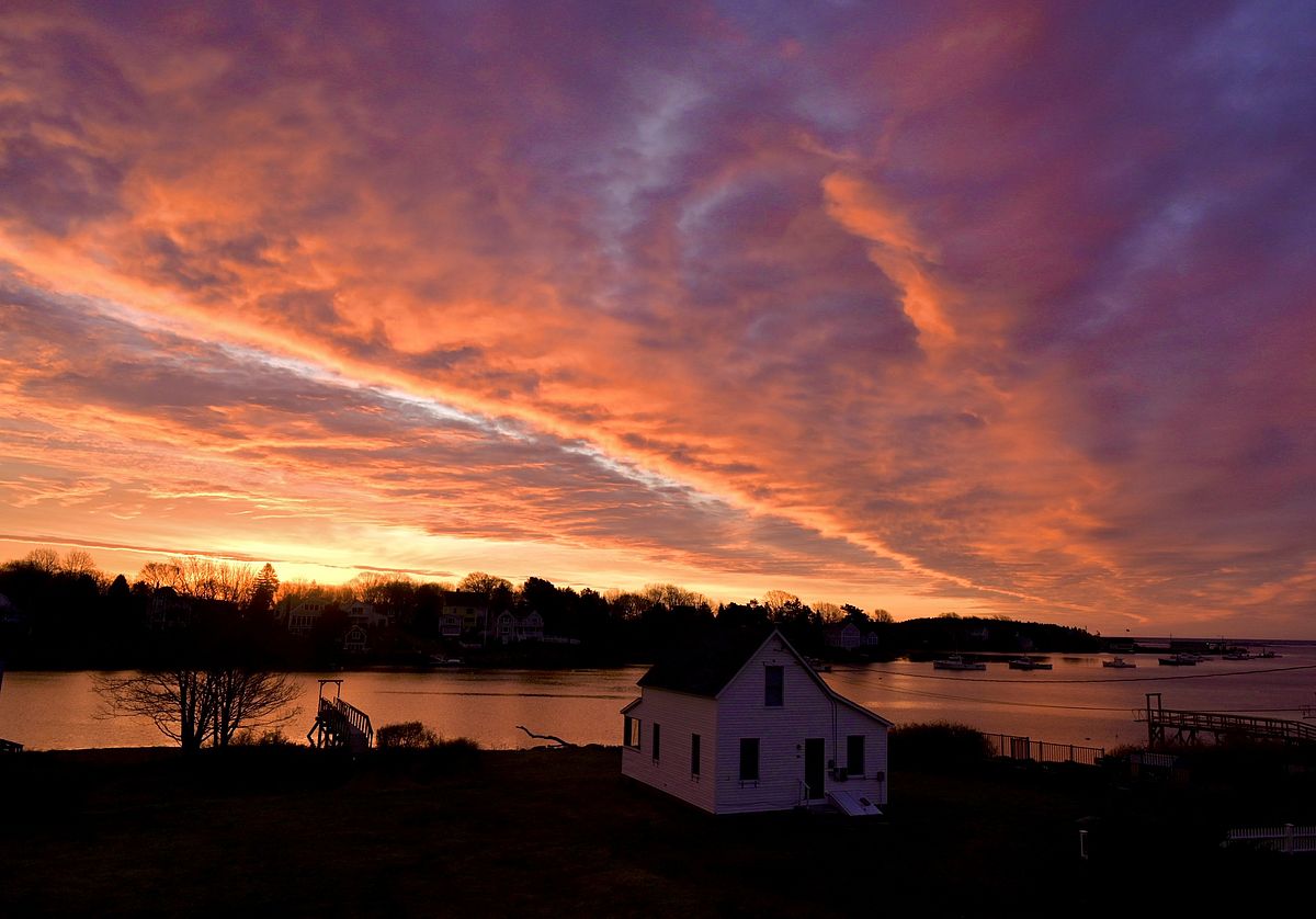 A glorious sky. Photo by Bob Dennis
