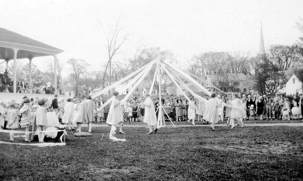 May Celebrations in Kennebunk 1928
