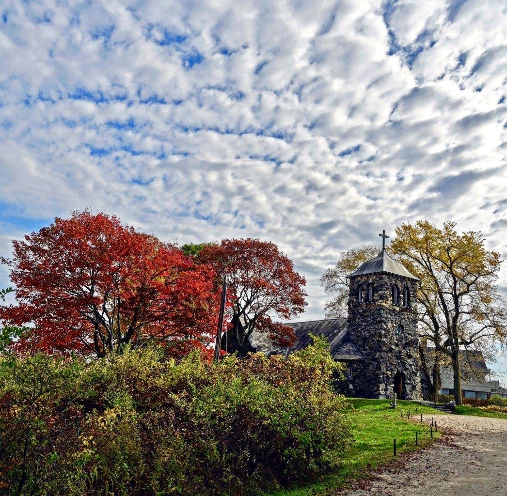St. Ann’s by the Sea: Photo by Robert Dennis
