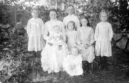 live Littlefield Landry (Fran’s mother) with 7 of her 9 children. There were many to Christmas shop for!